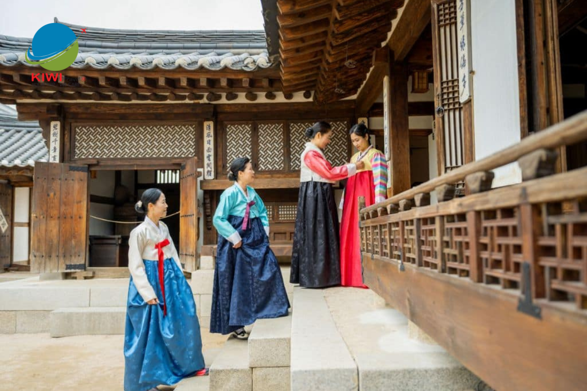 Du lịch Hàn Quốc: Khám phá Làng Cổ Hanok Namsangol