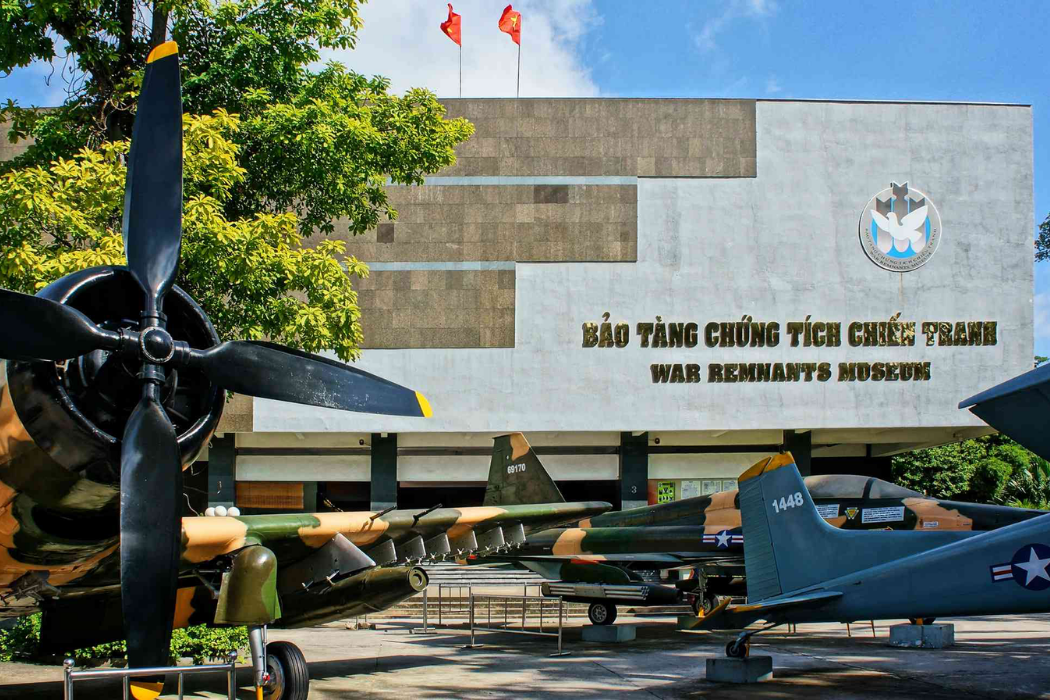 CẨM NANG DU LỊCH THÀNH PHỐ HỒ CHÍ MINH 2026 - Đi Đúng Trend, Đi Thông Minh, Đi Trải Nghiệm