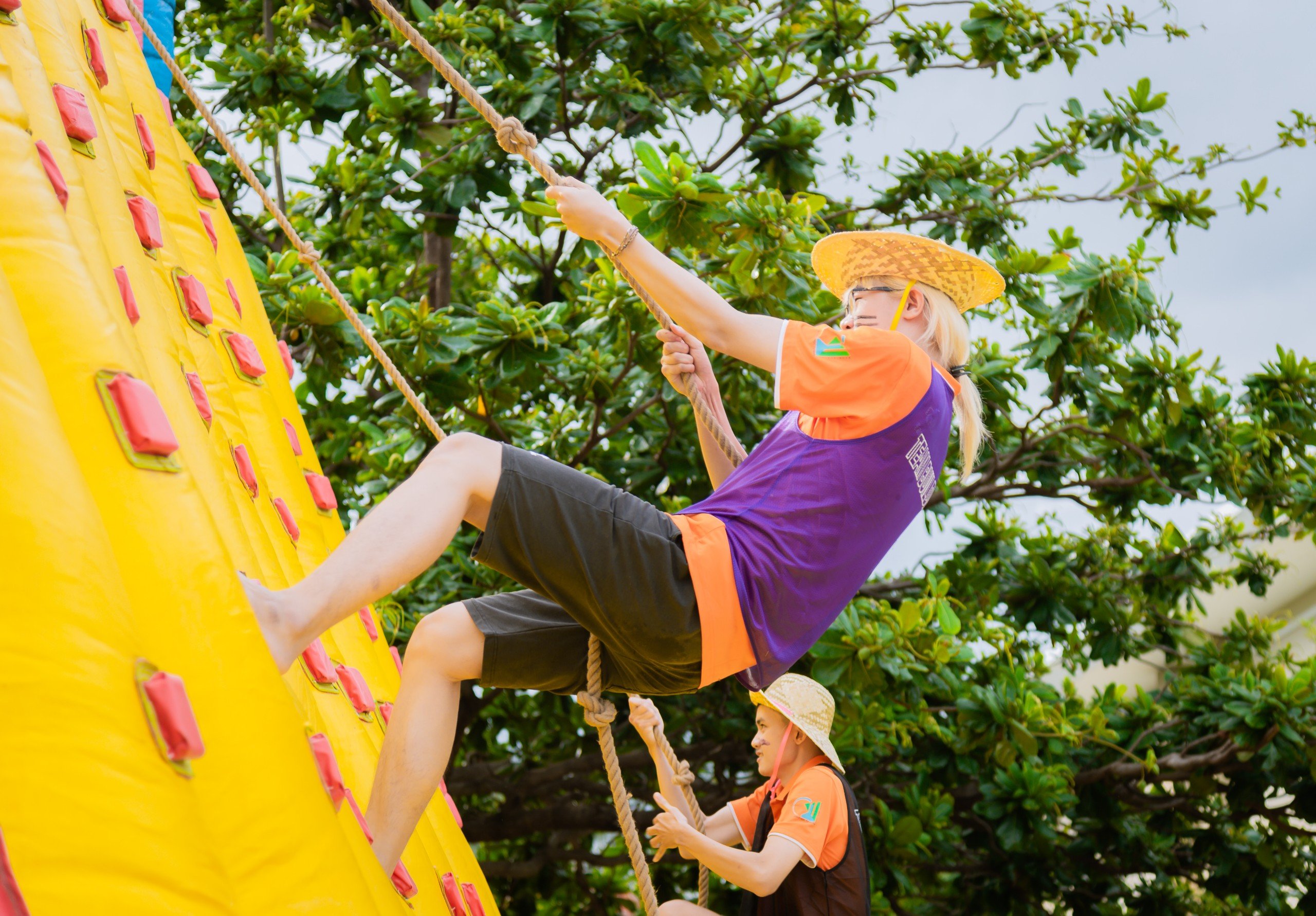 Dynamic summer - work hard, play hard