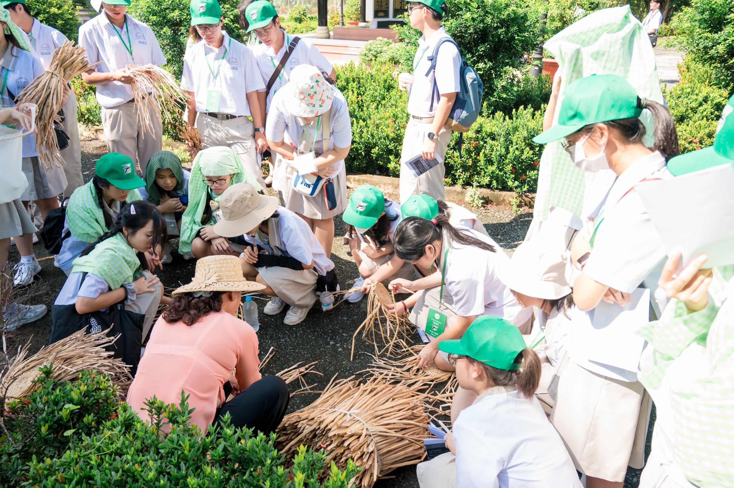 Team Building Học Sinh: ''HỌC HẾT SỨC - CHƠI HẾT MÌNH