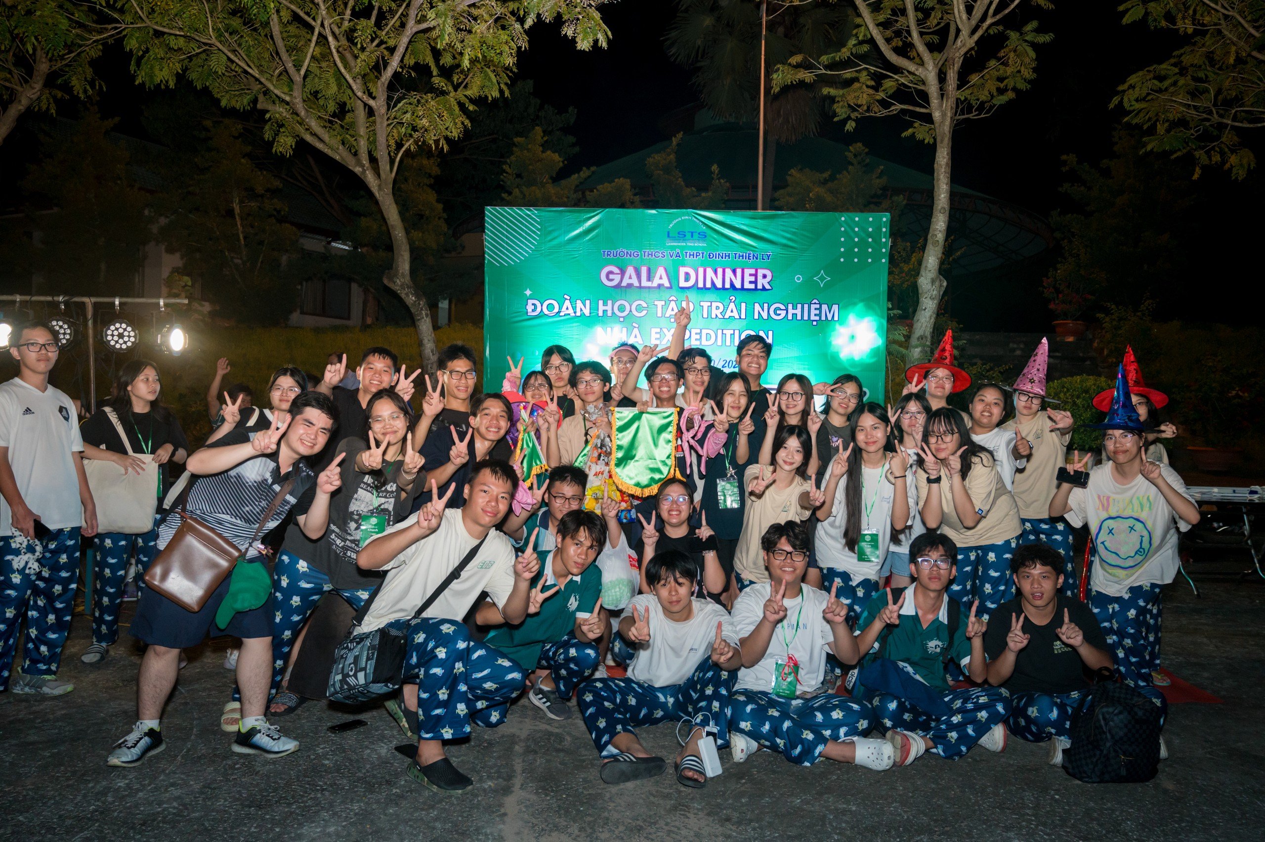Team Building Học Sinh: ''HỌC HẾT SỨC - CHƠI HẾT MÌNH