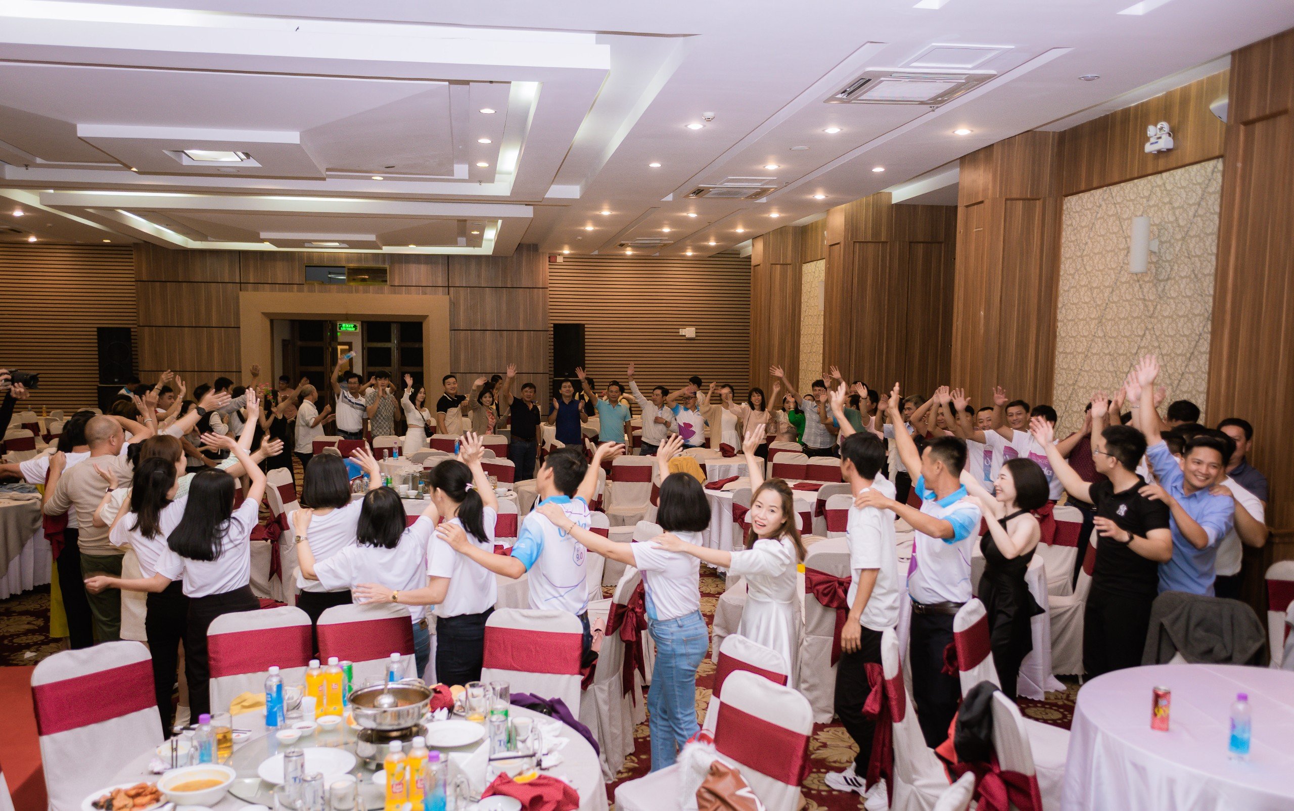 Team Building: Đánh thức tinh thần “NGỌC TRONG ĐÁ”