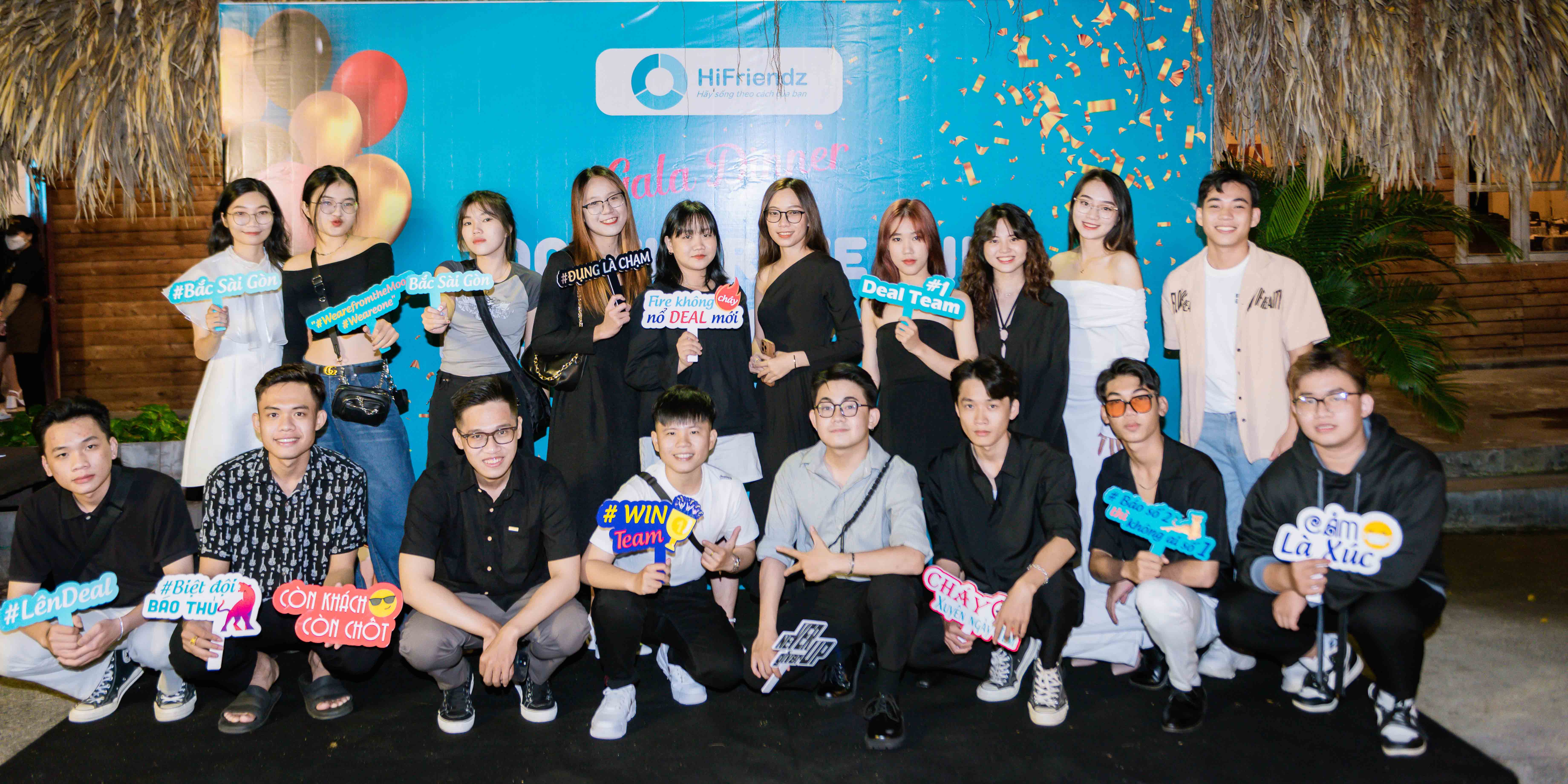 Tổ Chức Gala Dinner Bùng Nổ